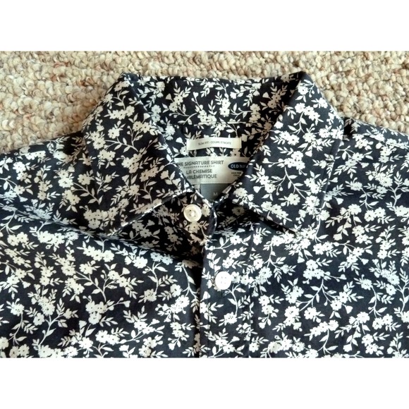 Old Navy Other - MEN'S OLD NAVY SIGNATURE SHIRT Sz Med. Slim Fit Floral Button Up Long Sleeve